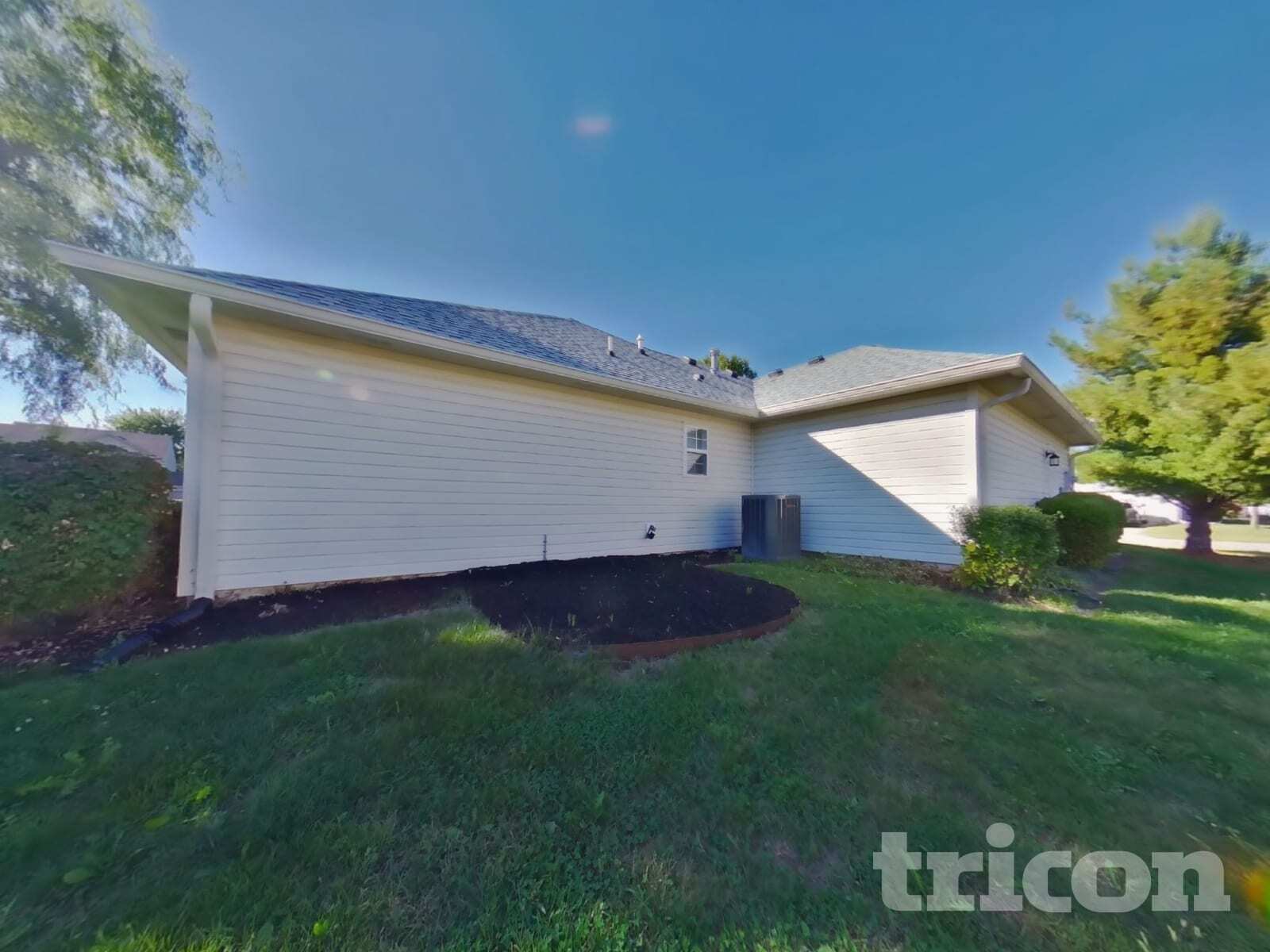 Building Photo - 910 S Shore Ct