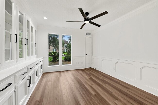 Building Photo - 15618 Banty Falls Ct