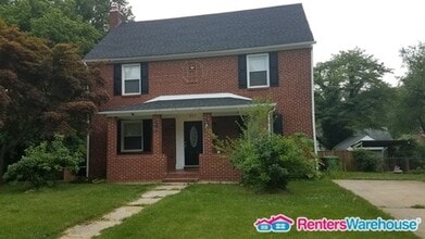 Building Photo - 601 Warwick Rd
