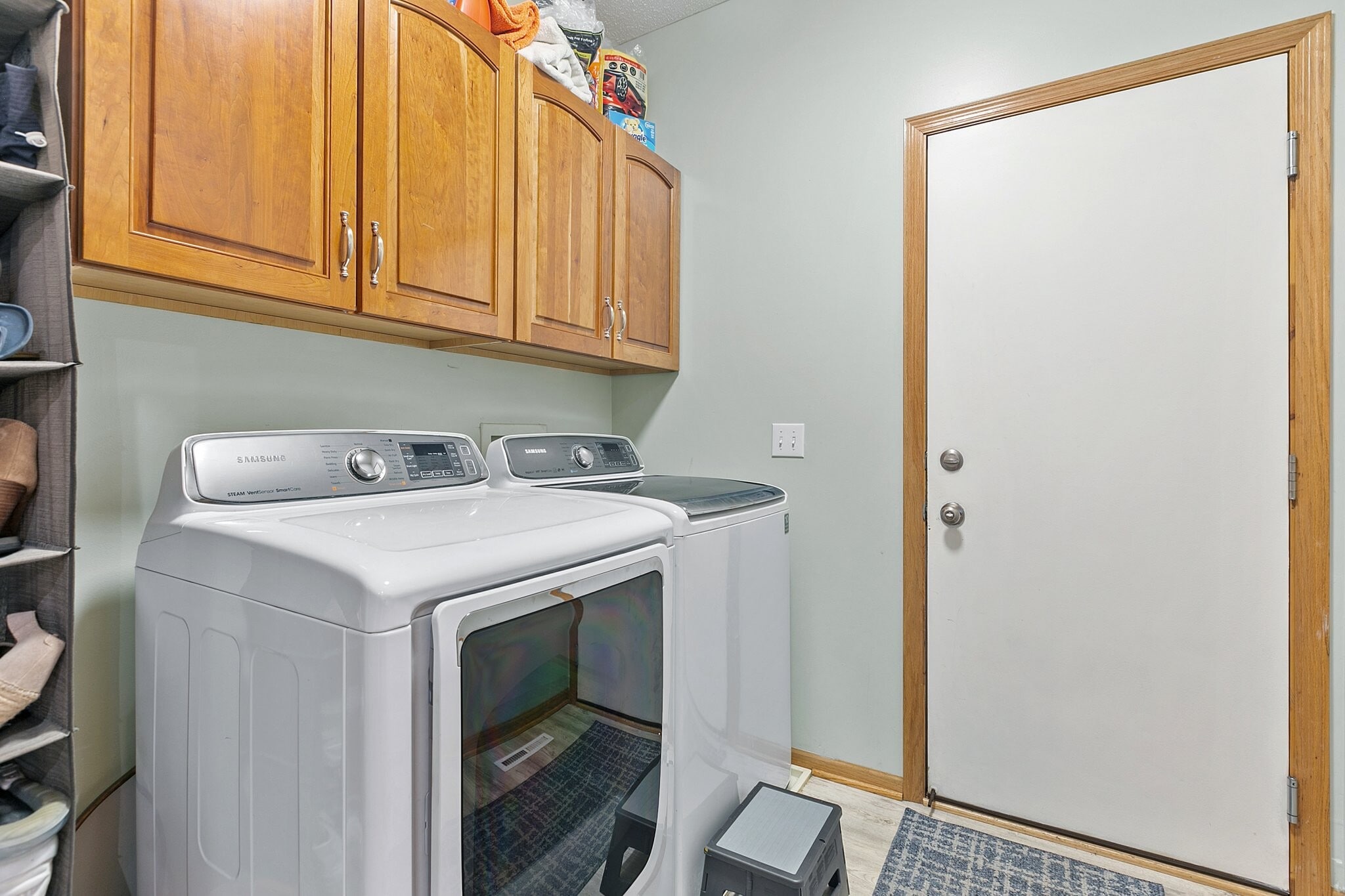 Building Photo - 8633 Carriage Hill Ct