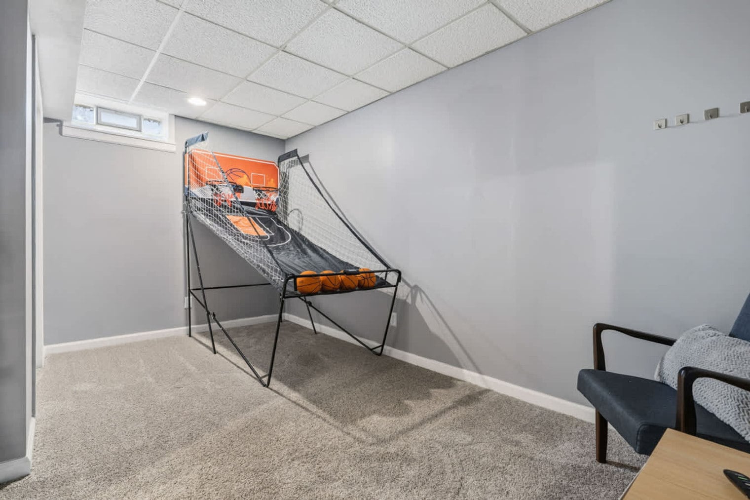 Building Photo - 185 Heights Ave