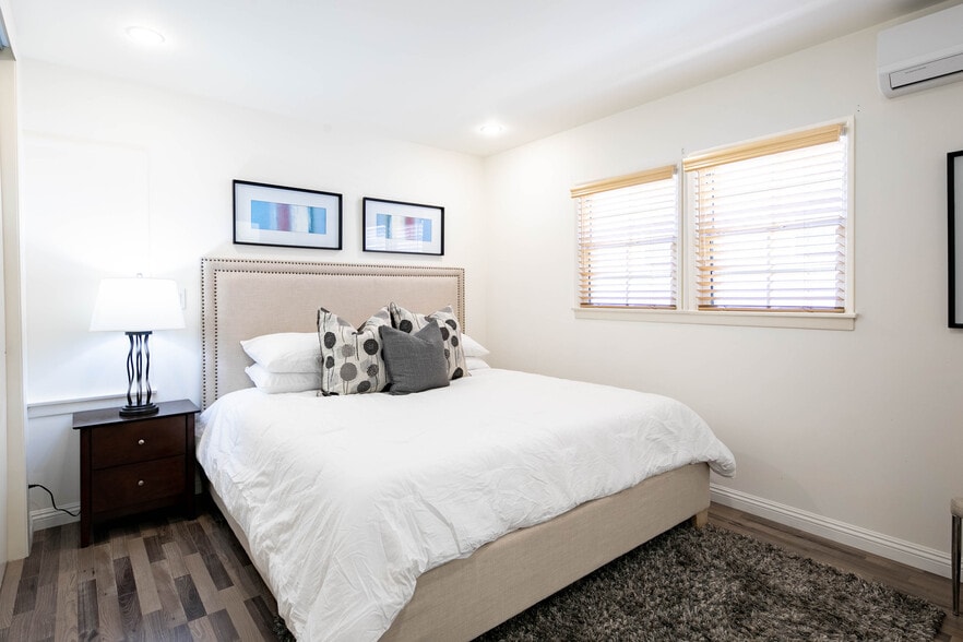 Building Photo - 9088 Emperor Ave