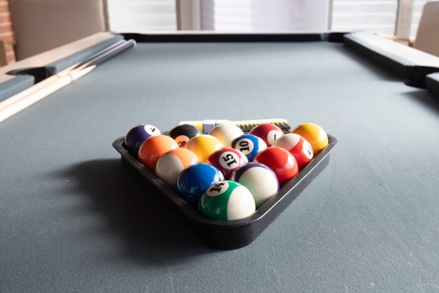 Building Photo - 9002 St Andrews Pl