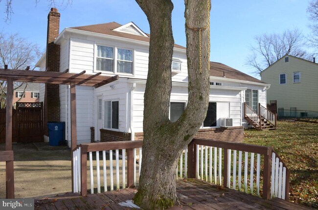 Building Photo - 6118 Tammy Dr