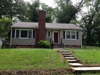 Building Photo - 111 Timothy St