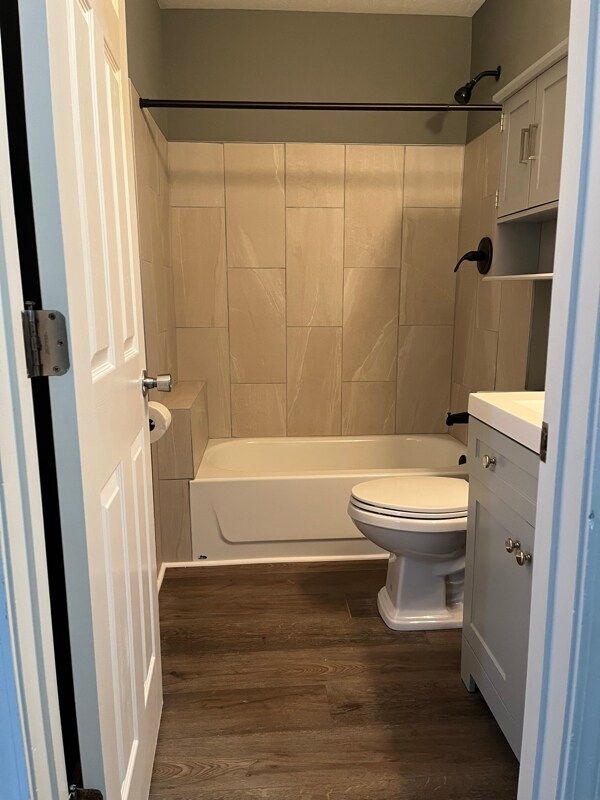 Building Photo - 236 McMurtry Rd