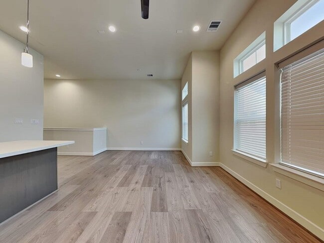 Building Photo - 6379 Paddington Bnd Dr