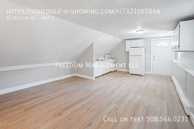 Building Photo - 62 Willow Rd