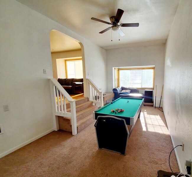 Building Photo - 910 Bungalow Ct