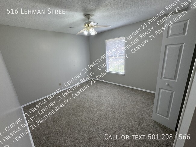 Building Photo - 516 Lehman Dr