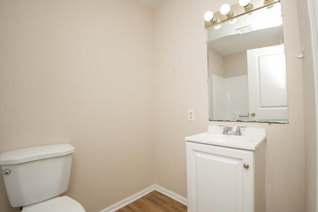 Building Photo - 3051 Dow Dr