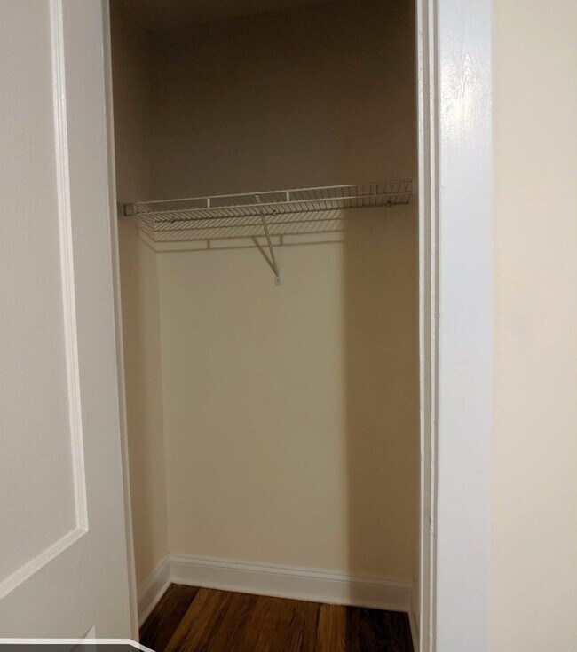 Building Photo - 2615 N Spaulding Ave