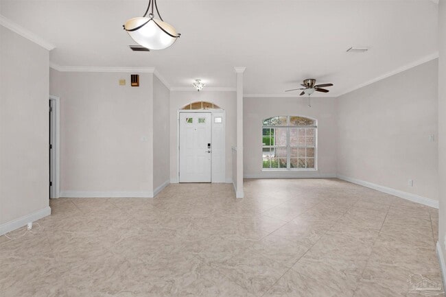 Building Photo - 8731 Thunderbird Dr