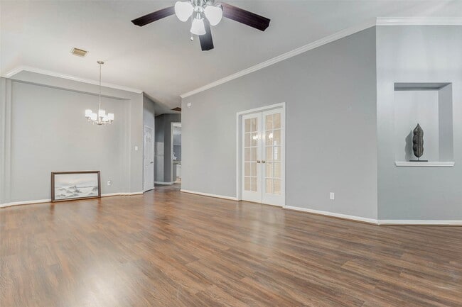 Building Photo - 4506 Silverlake Dr