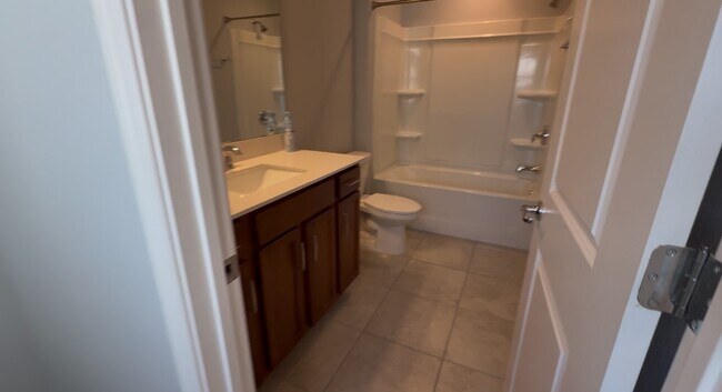 Building Photo - 1962 Summer Serenity Dr