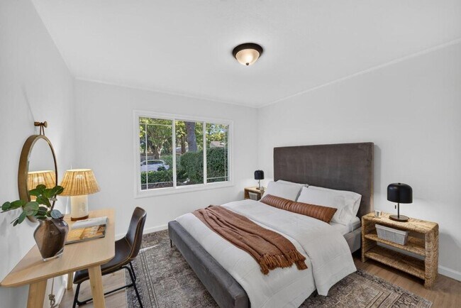 Building Photo - 333 Madrone St