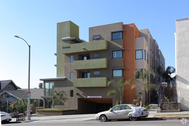 Building Photo - Las Margaritas Apartments
