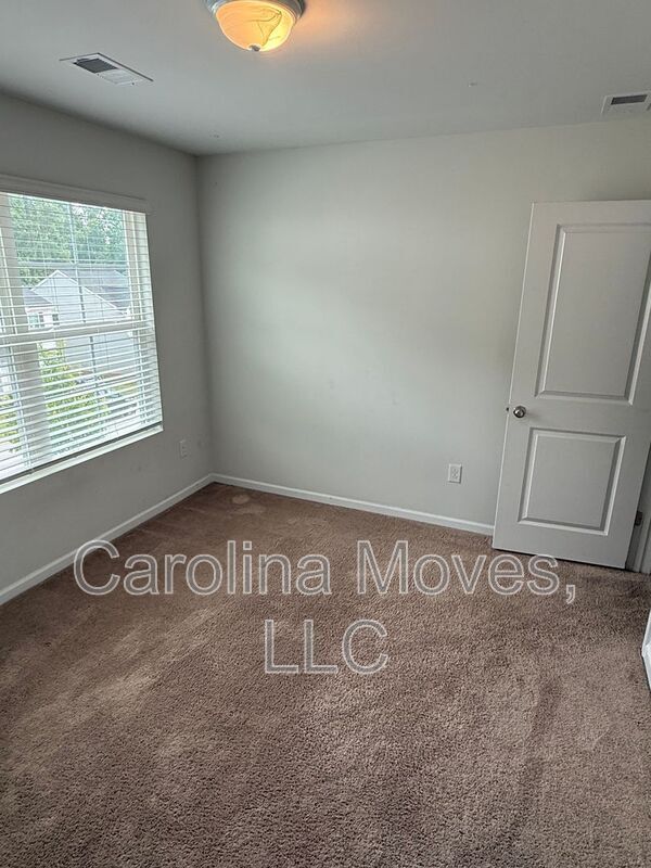 Building Photo - 649 Millsgate Cir
