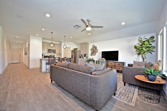 Building Photo - 8119 Brahman Ln