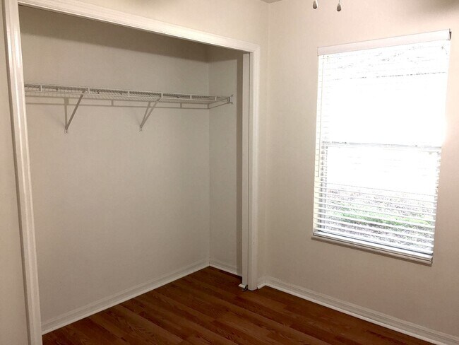 BR 3 - 875 NW 11th Ave