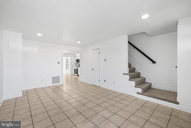 Building Photo - 1134 Providence Ct