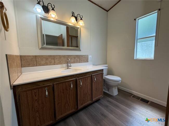 Building Photo - 786 Potthast Dr