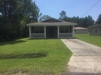 Building Photo - Beautiful 3/2 in Bay St. Louis, MS