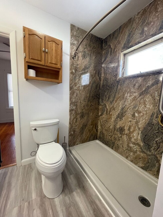 Building Photo - Bright & Updated 2-Bed Home in Dalton- $2450