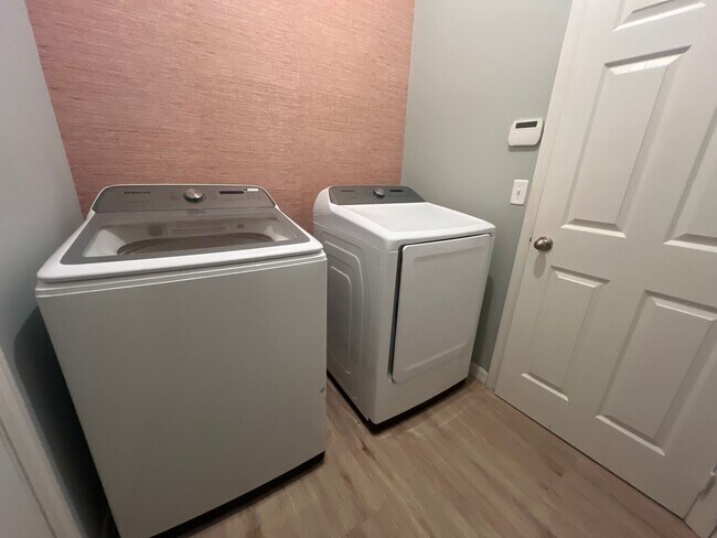 Building Photo - Beautiful 3 Bedroom 2 Bathroom Home, with Scenic Backyard View. Ormond Beach in Hunter's Ridge Co...