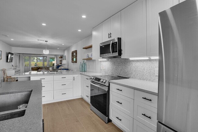 Building Photo - 2331 Croton Ln