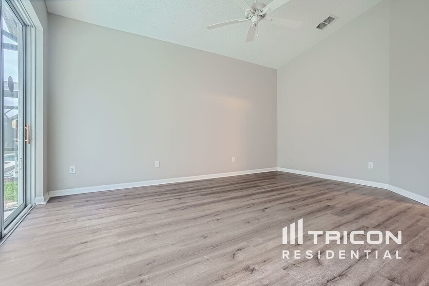 Building Photo - 16631 Fresh Meadow Dr