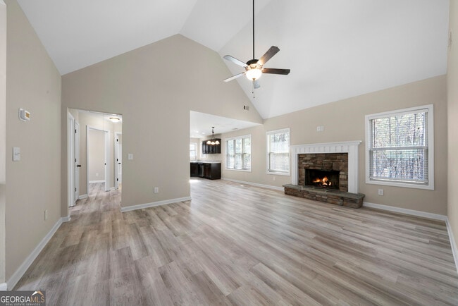 Building Photo - 147 Jackson Farms Dr