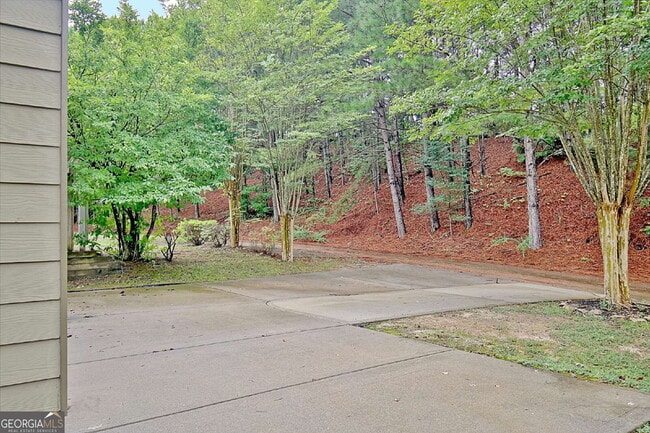 Building Photo - 113 Macalester Dr