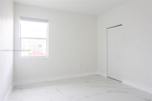 Building Photo - 21040 SW 127th Pl