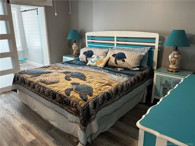 Building Photo - 5323 SE Miles Grant Rd