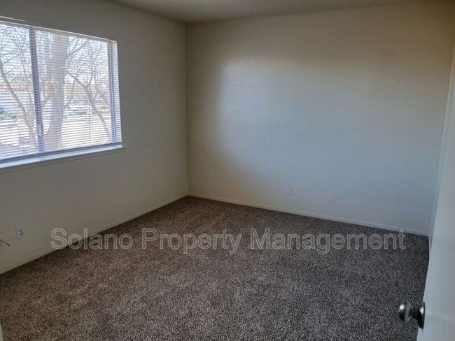 Building Photo - 1930 Peabody Rd