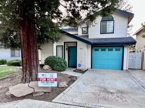 Building Photo - $2,495 Champlain Dr. & Fort Washington, 3 ...