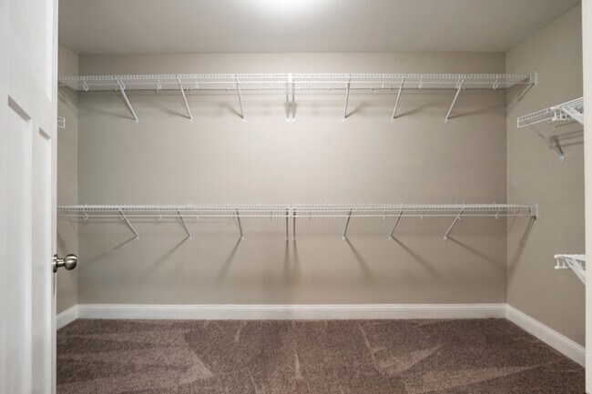 Building Photo - 860 Ducks Lndg