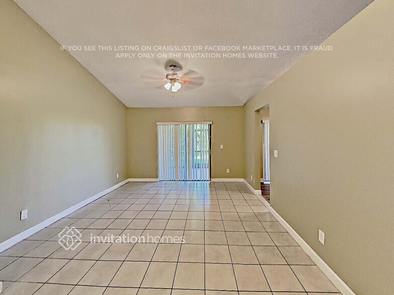 Building Photo - 8315 NW 80 St