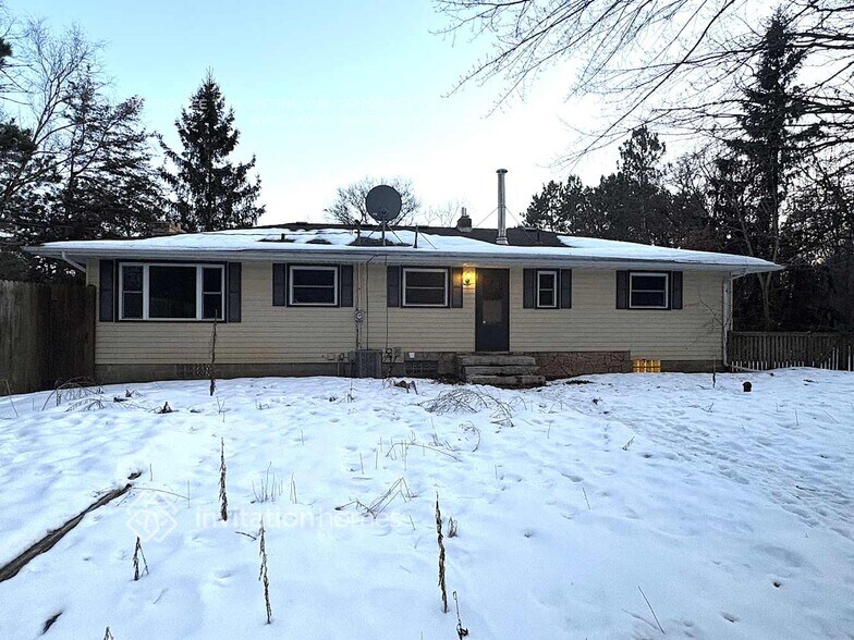 Building Photo - 5014 250th St N