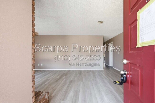 Building Photo - 3119 S 130th E Pl