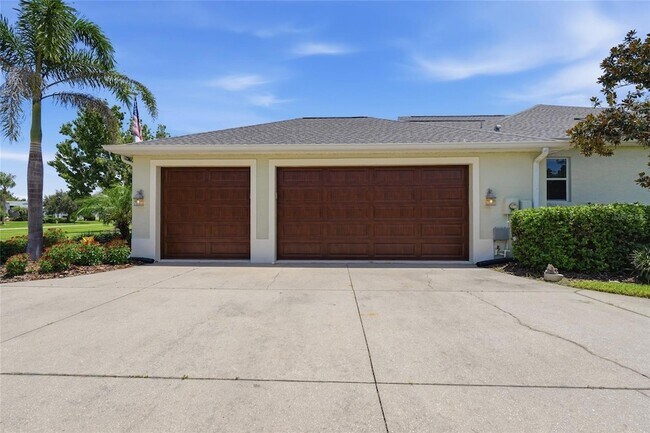 Building Photo - 15449 Mulholland Rd