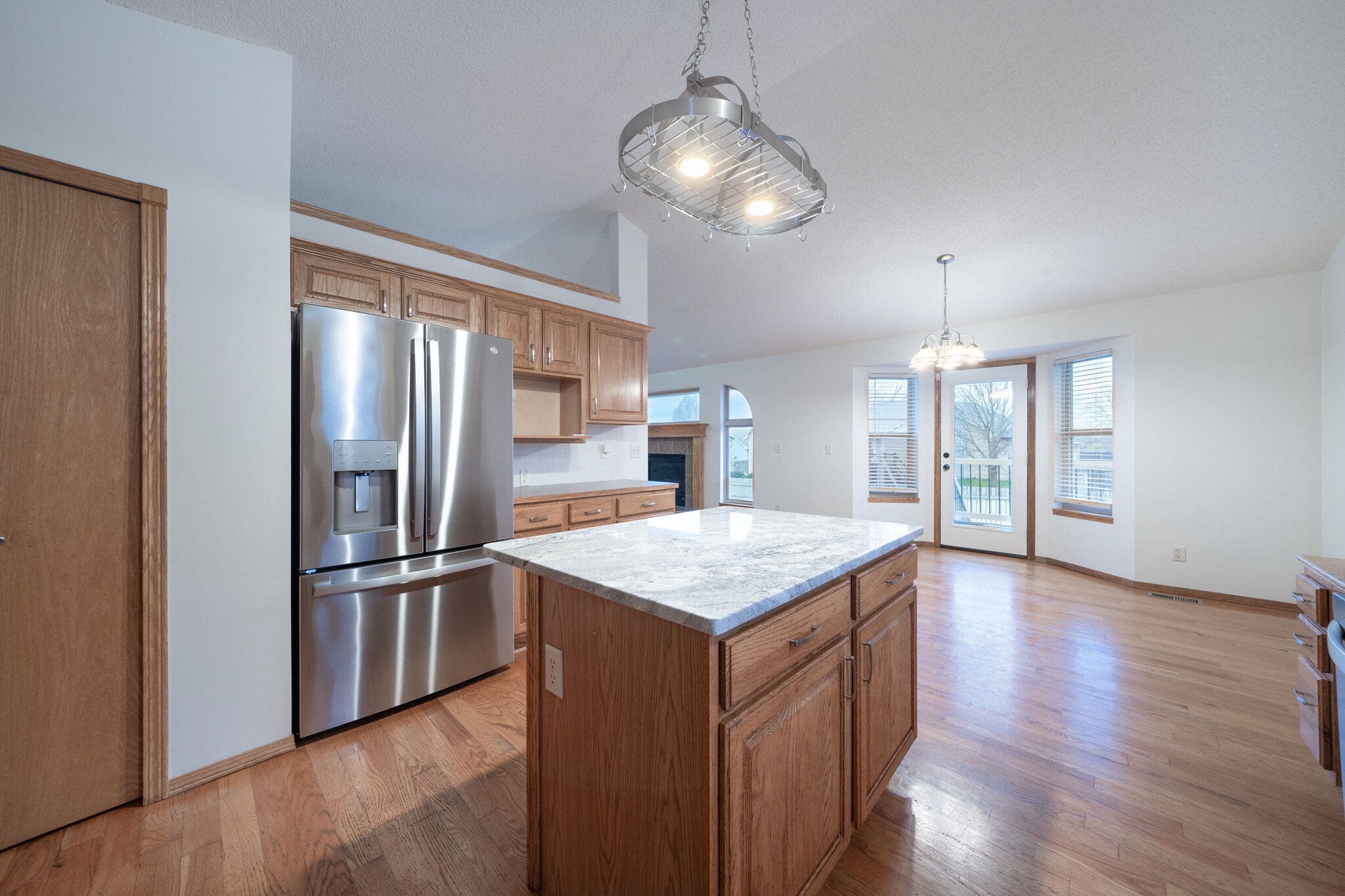 Building Photo - 1339 S Summit Rd