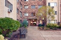 Building Photo - Central Park Manor