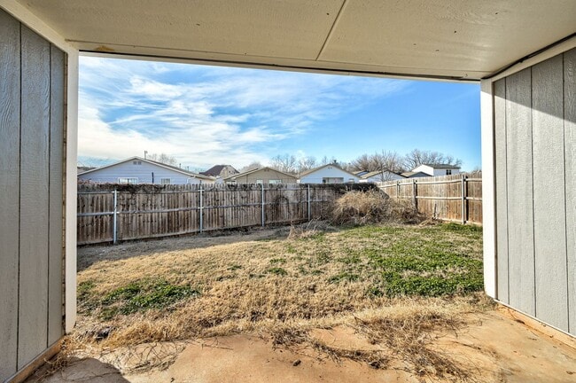 Building Photo - 3 Bed, 2 Bath Home Near UCO and Hafer Park