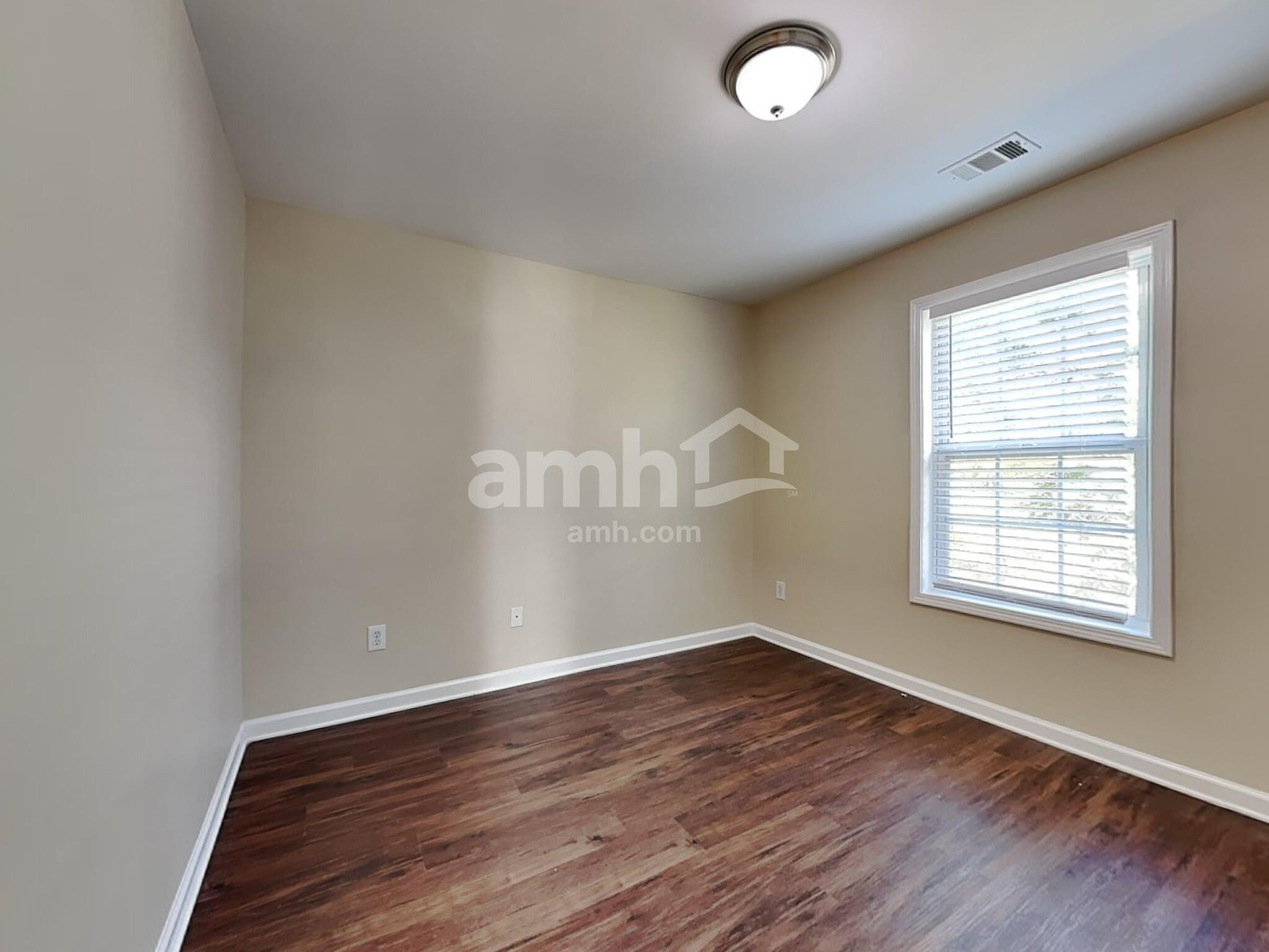 Building Photo - 2713 Cascade Bend Dr