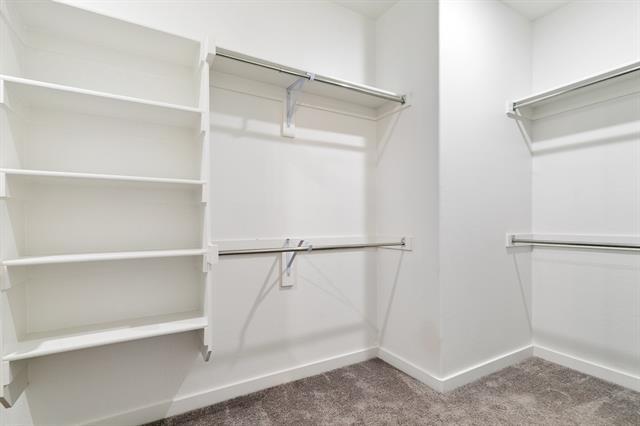 Building Photo - 1900 Brentwood Ln