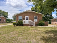 Building Photo - 3123 Fairbrook Dr