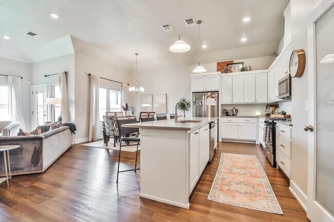 Building Photo - Beautiful 3 bedroom 2 bathroom in Frenship ISD!