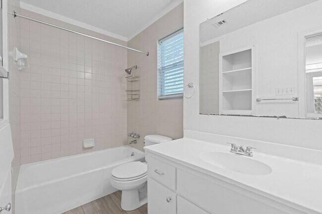 Building Photo - 5402 Jeffburn Cove